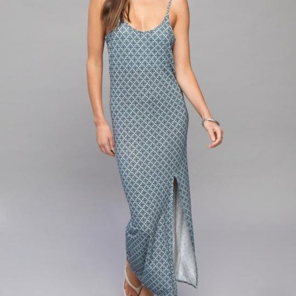 Tigerlily Samara Alondra Slit DressDitsy Blue